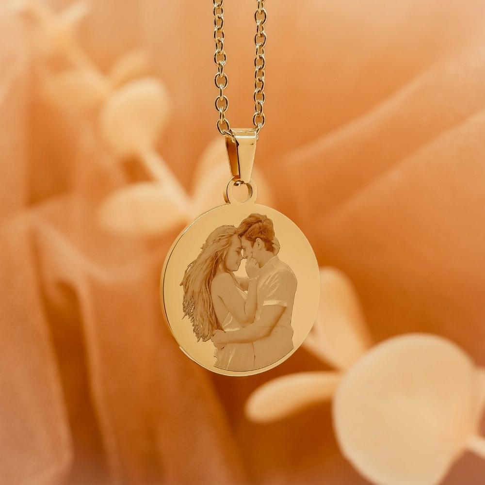 Lovers Necklace Emblem (Disc)
