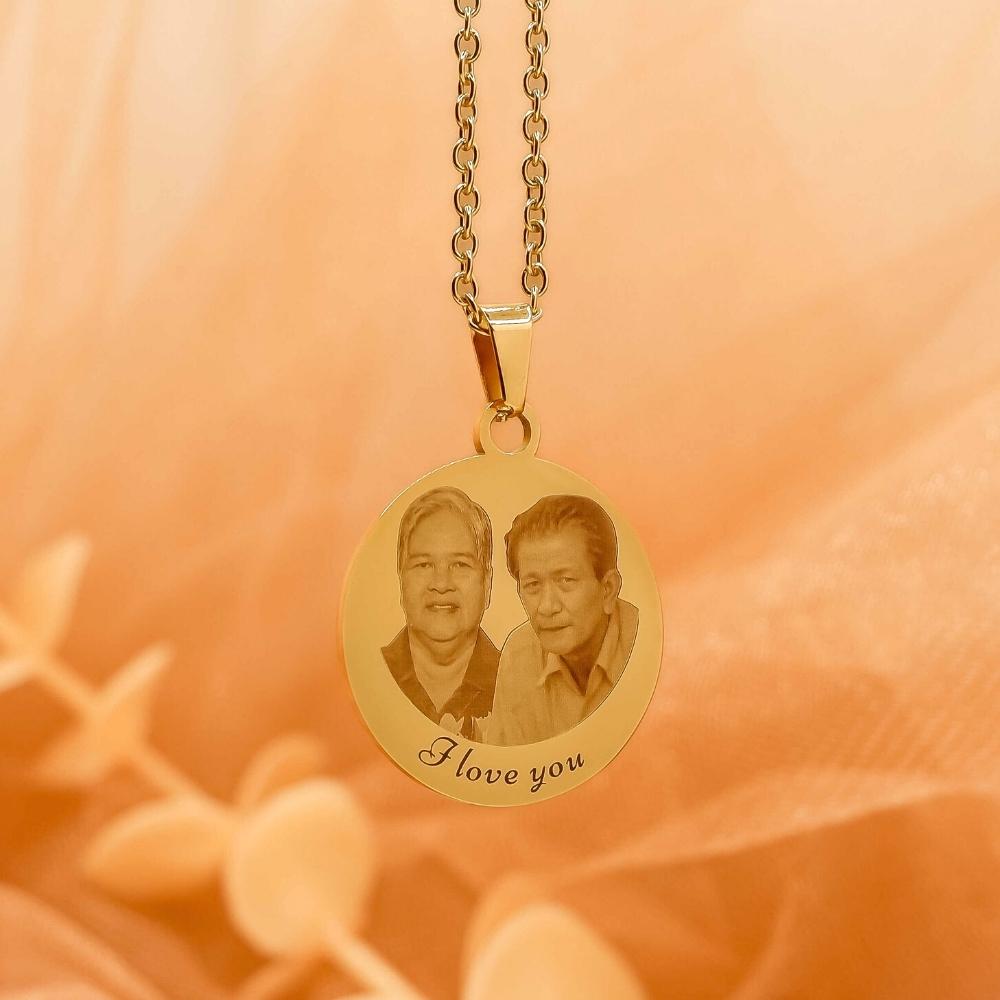 Family Necklace Emblem (Disc)